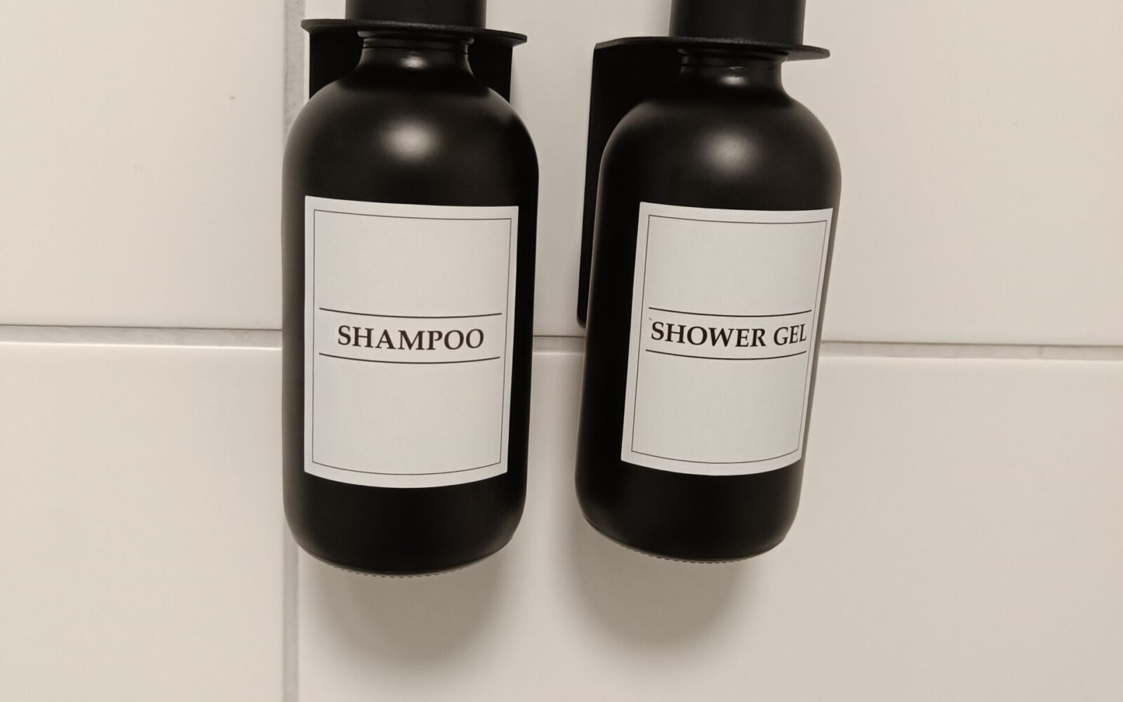 Im Badezimmer steht Schampoo und Duschgel für alle Gäste in der Ferienwohnung Arnsberg zur Verfügung